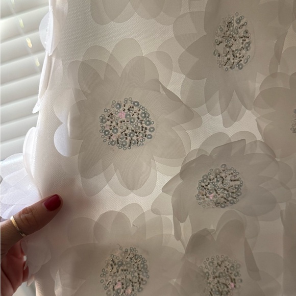 Elliatt Cherry Blossom Mini Dress in Ivory - Picture 5 of 9